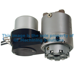 For mounting in a Macro chuck. Flushing via flushing connection. For vertical mounting in EDM machines.